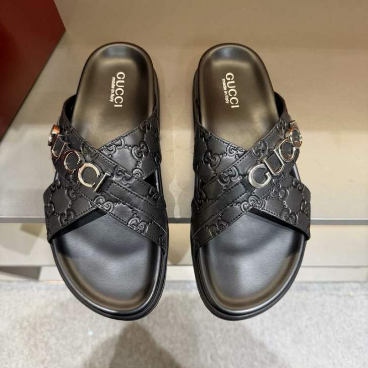 Picture of Gucci Slippers _SKUGuccisz38-45mnq02032413
